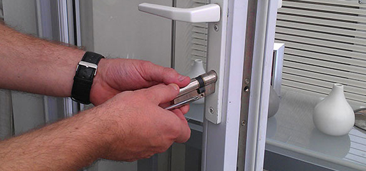 Commercial Door Lock Repair in Burbank